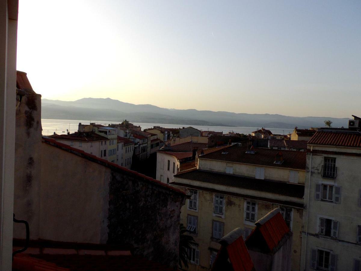 Apartmán Le Pigeonnier Ajaccio Ajaccio  Exteriér fotografie